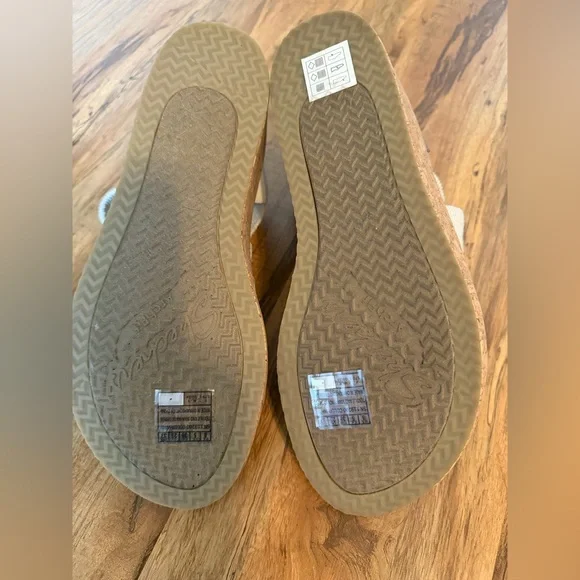 Skechers Women’s Arch Fit Beverlee Love Stays Wedge Sandals 8 Boho Wedge Sandals - Picture 9 of 11